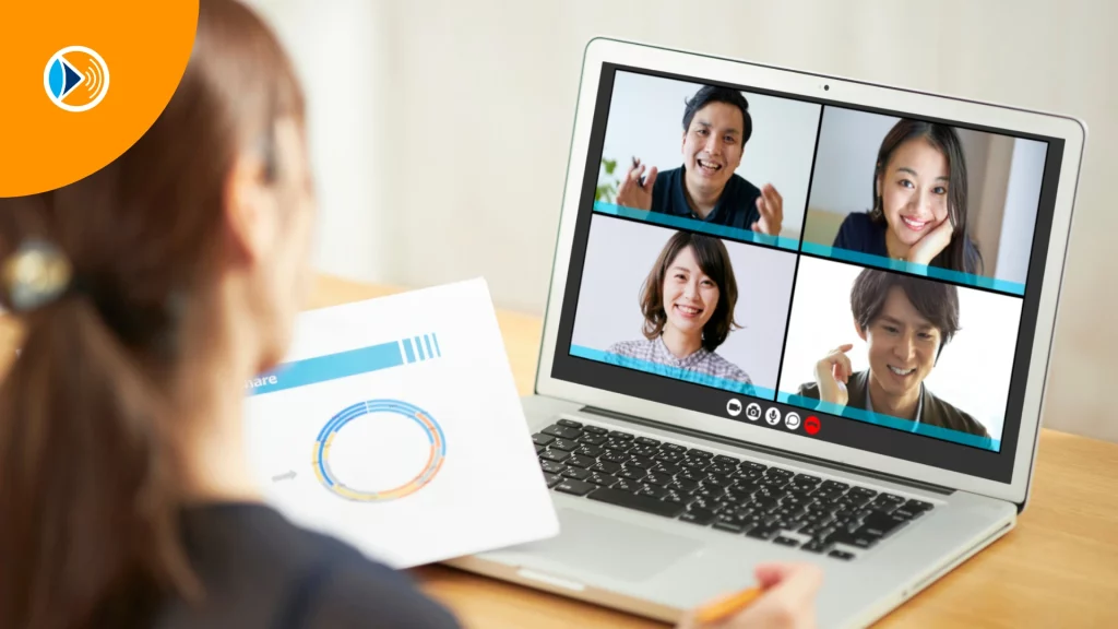 woman-with-virtual-in-laptop